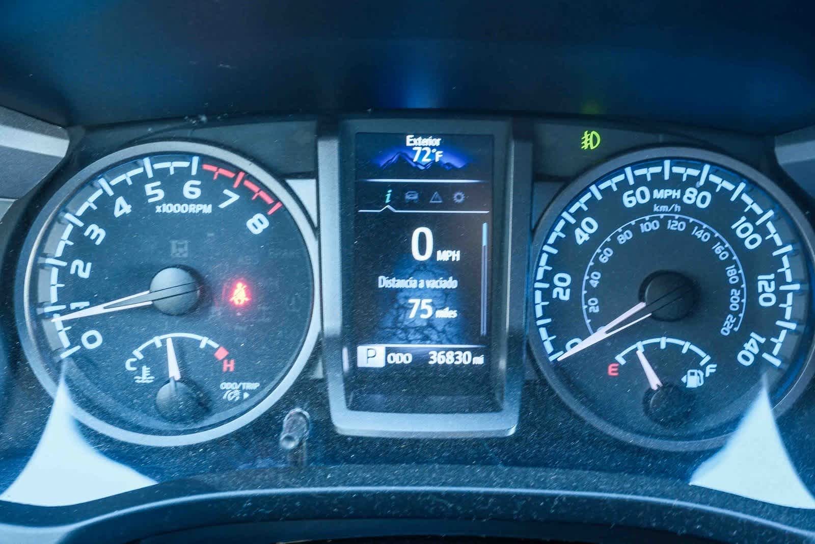 Thumbnail: 2021 Toyota Tacoma - 25