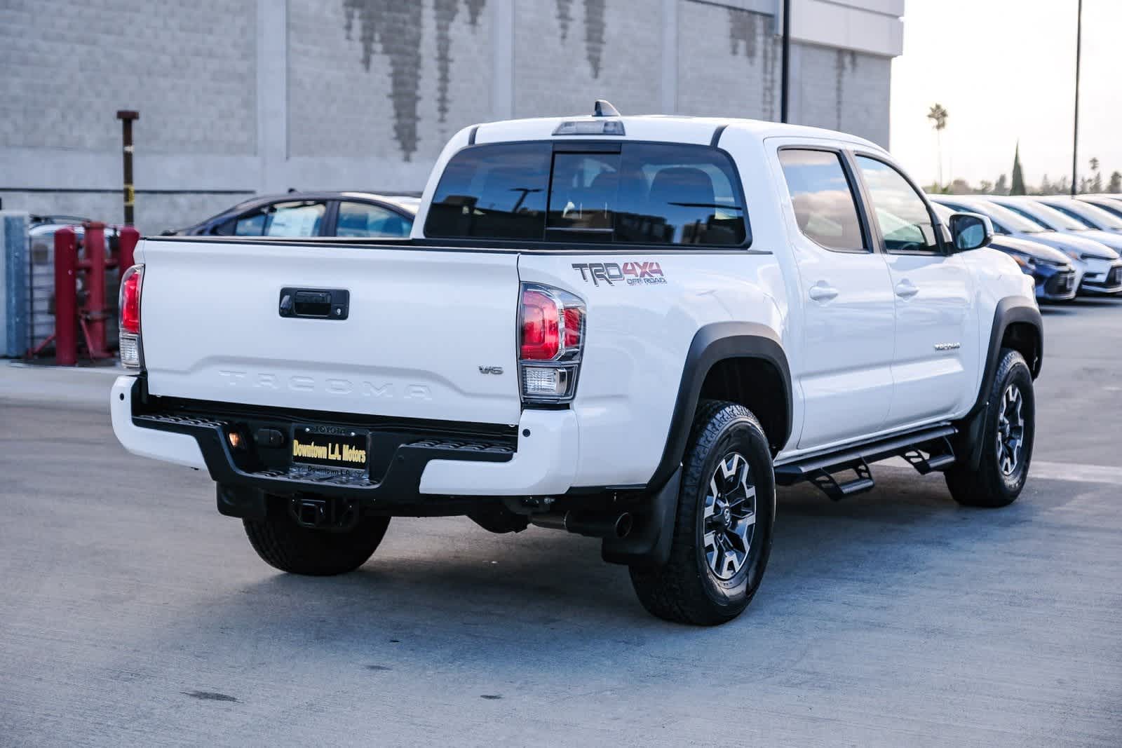 Thumbnail: 2021 Toyota Tacoma - 4