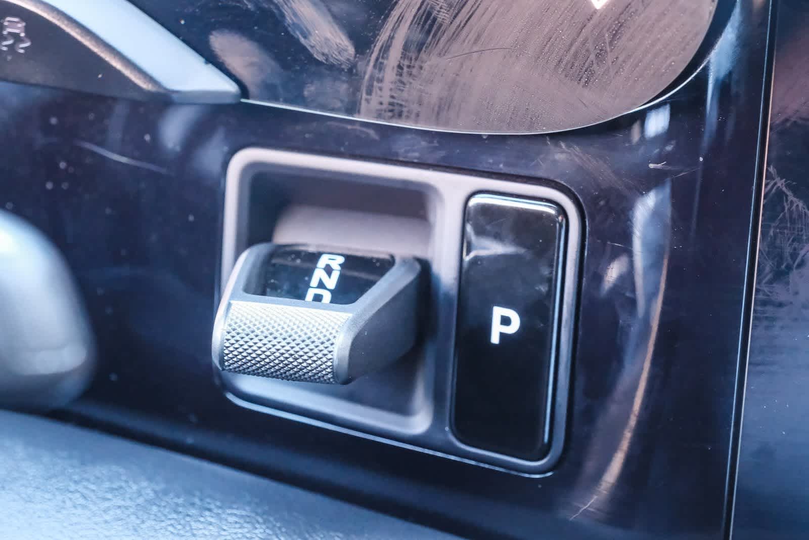 Thumbnail: 2025 Porsche Taycan - 20