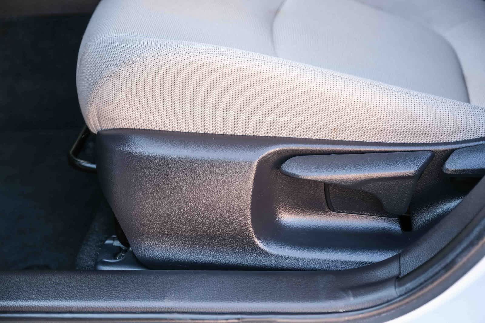 Thumbnail: 2021 Toyota Corolla - 24