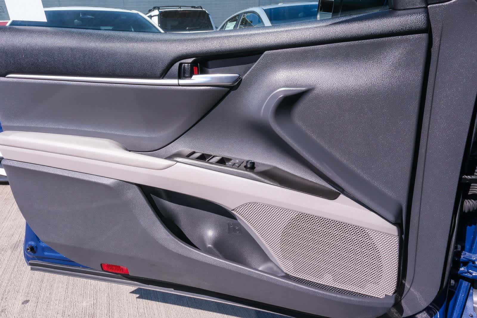 Thumbnail: 2023 Toyota Camry - 20