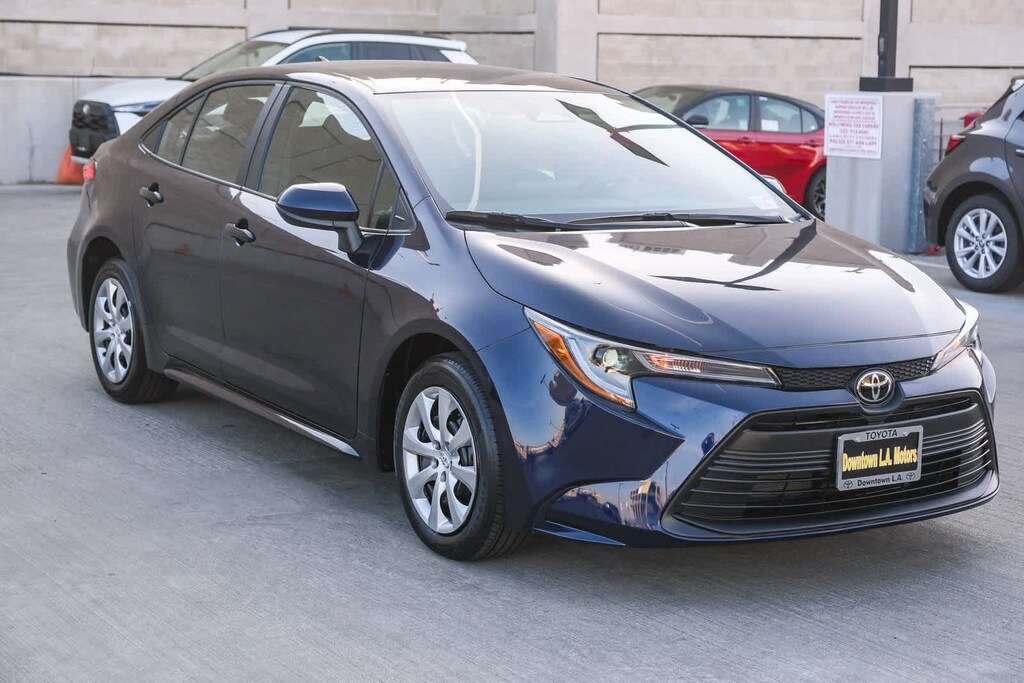 Certified 2025 Toyota Corolla LE Sedan