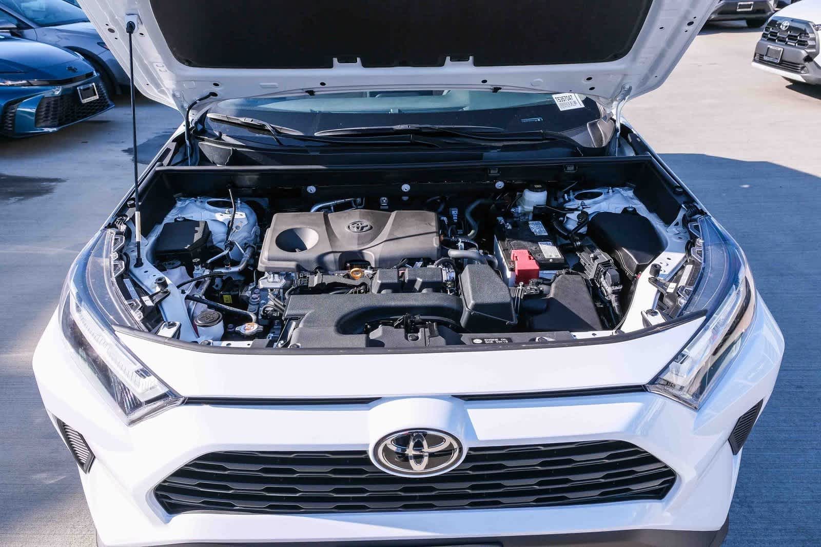 Thumbnail: 2025 Toyota RAV4 - 27