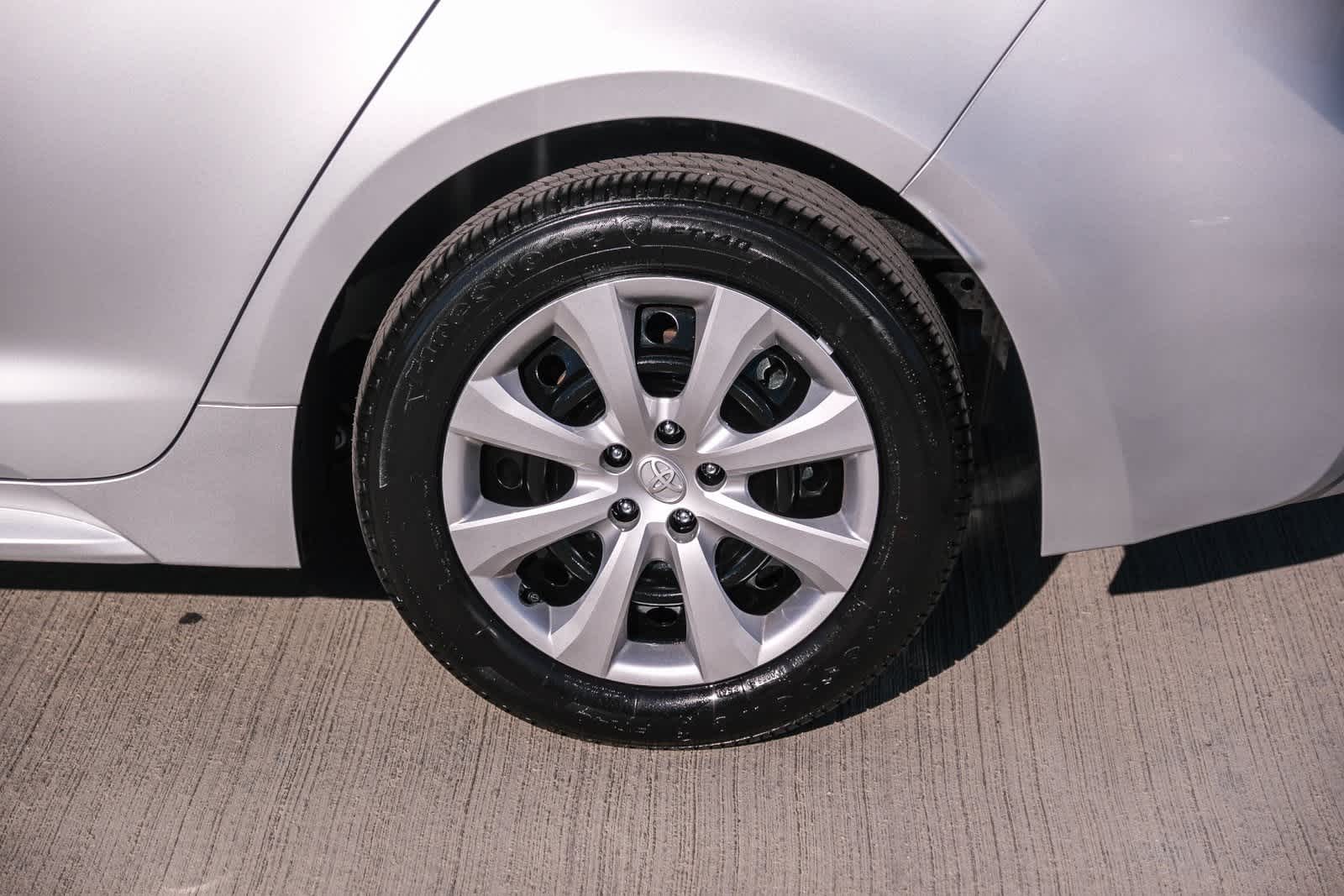 Thumbnail: 2025 Toyota Corolla - 9