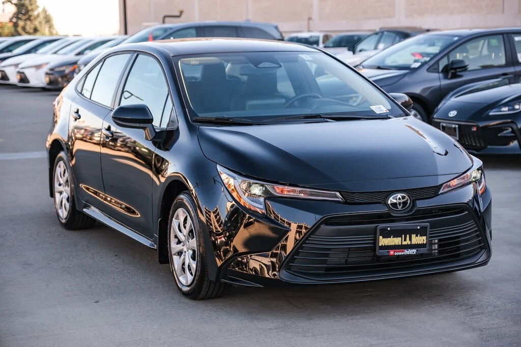 Used 2025 Toyota Corolla LE Sedan