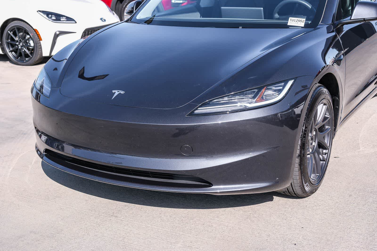 Thumbnail: 2025 Tesla Model 3 - 11