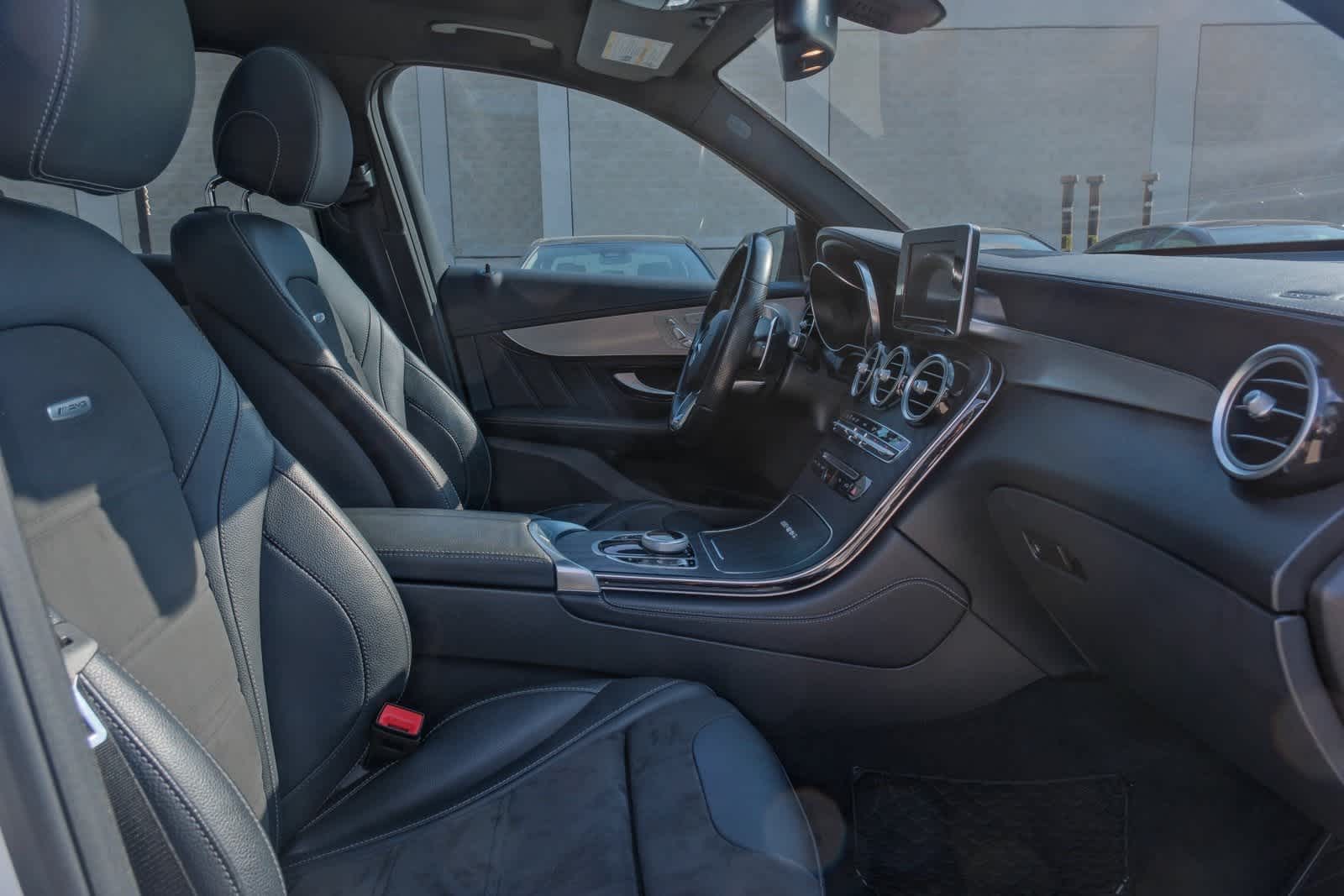 Thumbnail: 2019 Mercedes-Benz GL-Class - 17