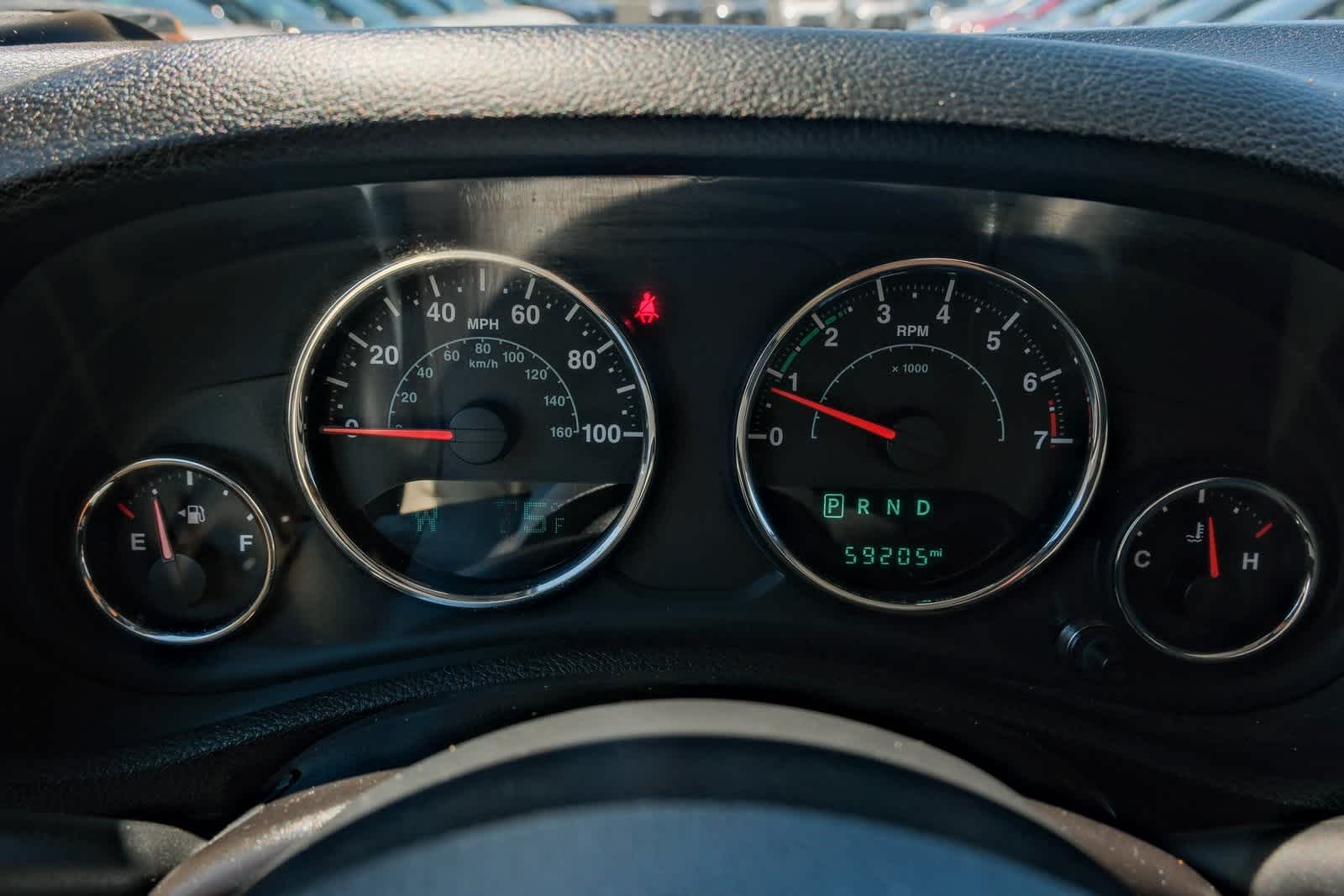 Thumbnail: 2015 Jeep Wrangler - 25
