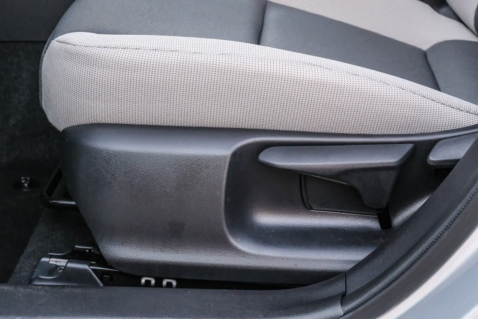 Thumbnail: 2025 Toyota Corolla - 23