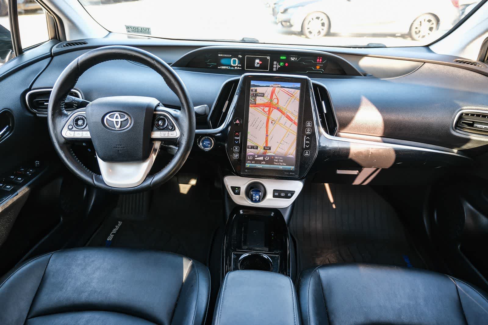 Thumbnail: 2017 Toyota Prius Prime - 13