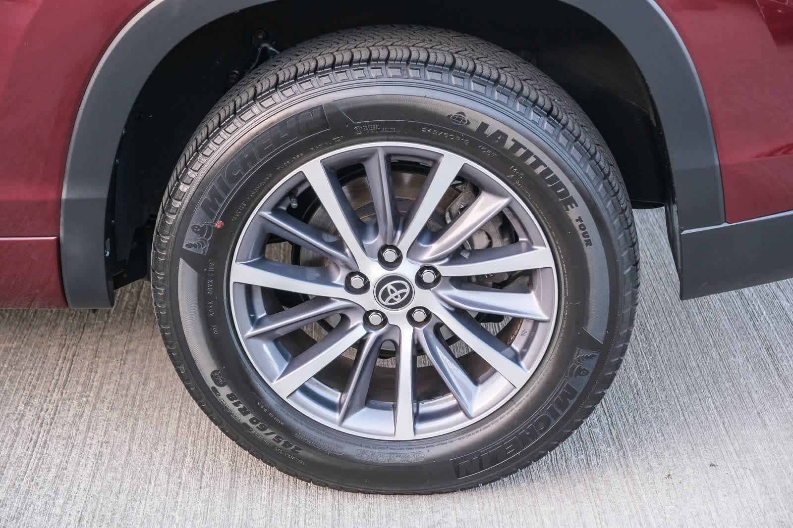 Thumbnail: 2018 Toyota Highlander - 8