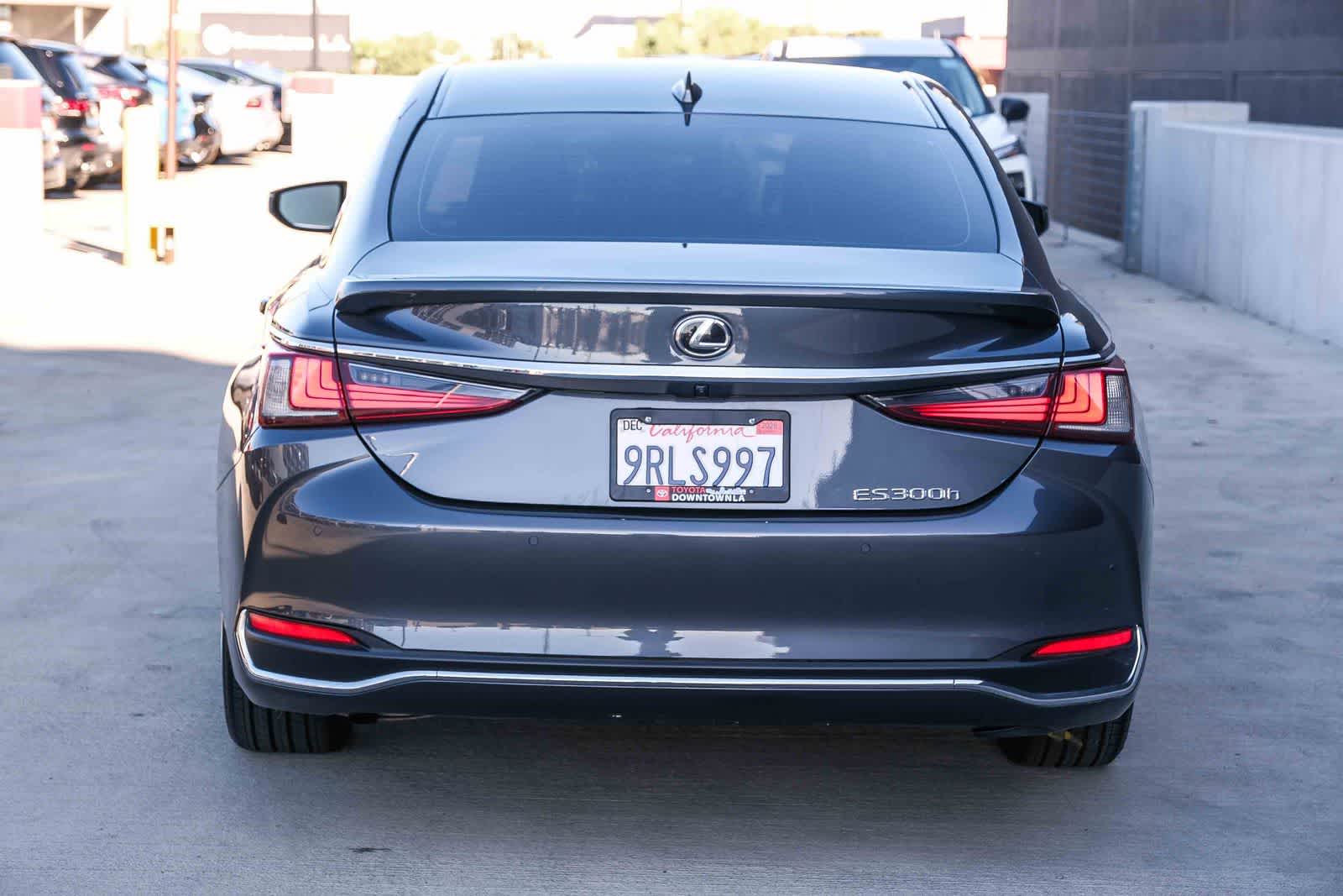 Thumbnail: 2025 Lexus ES - 4