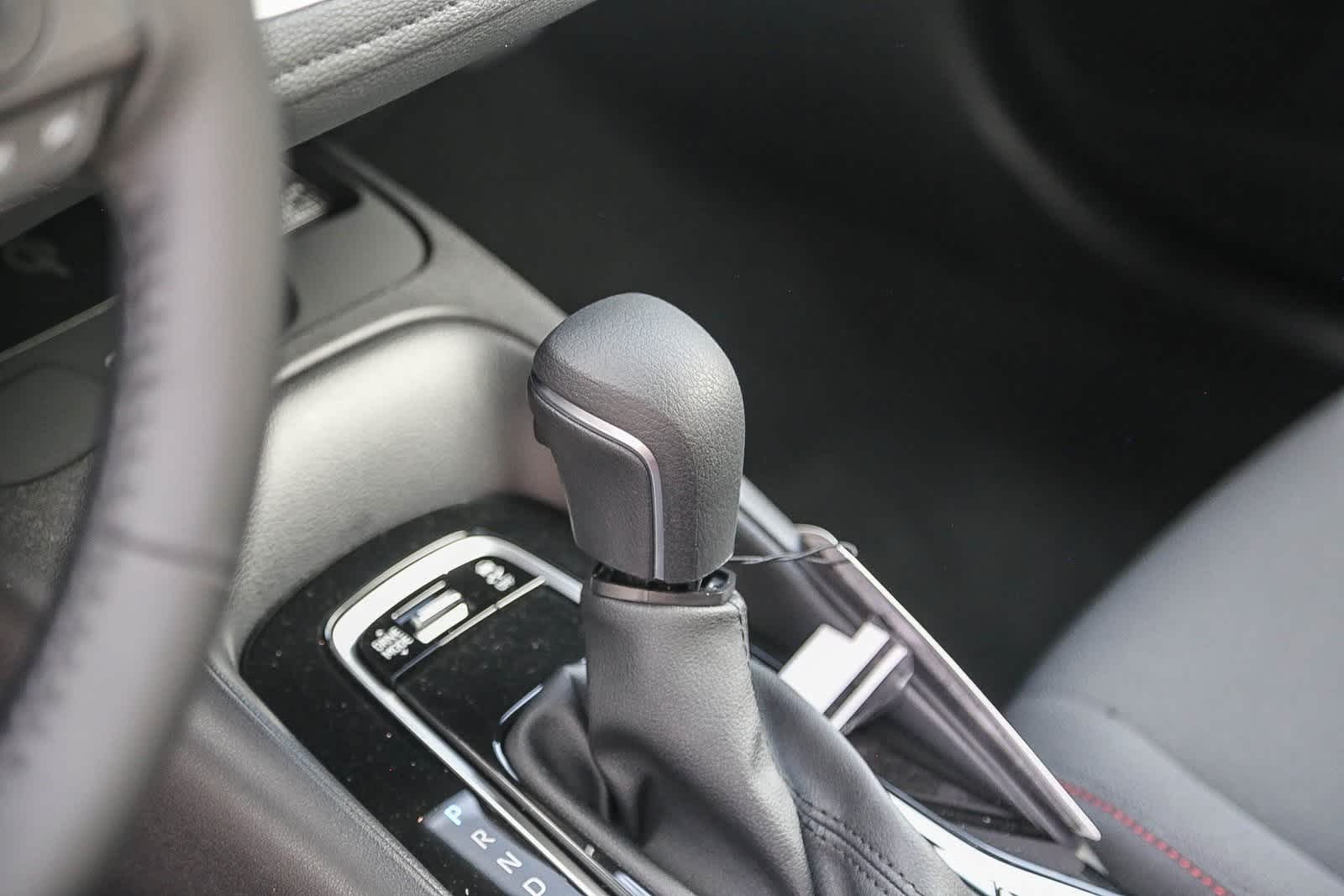 2025 Toyota Corolla SE 19