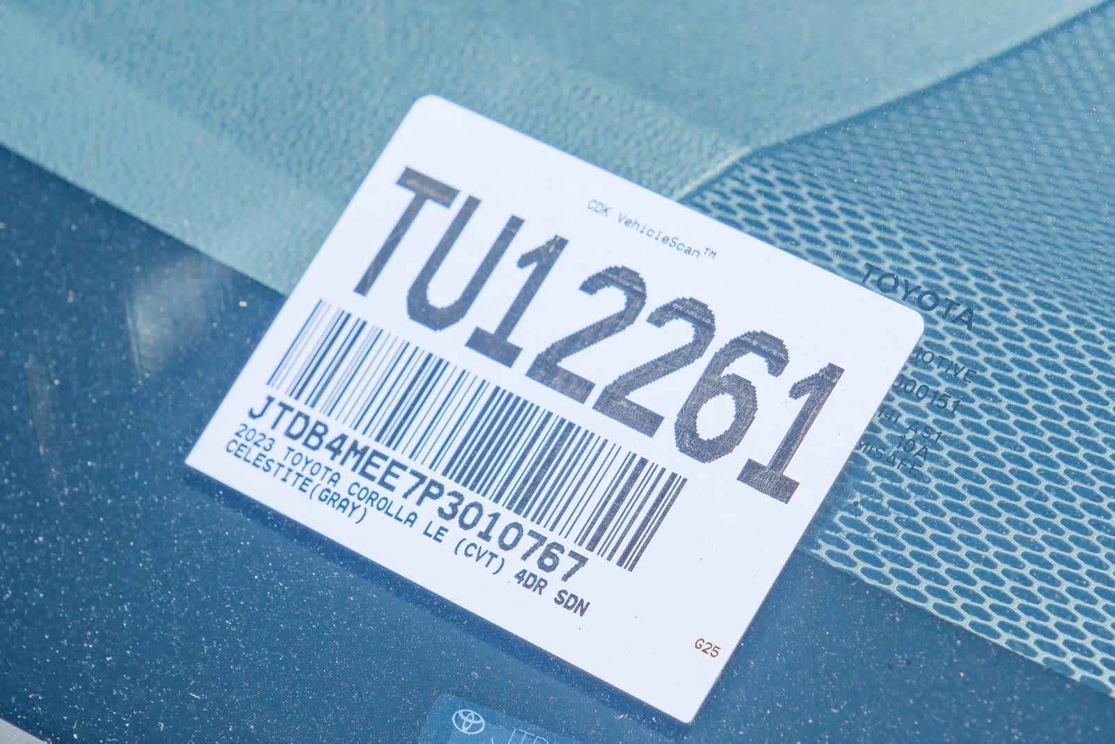 Thumbnail: 2023 Toyota Corolla - 28