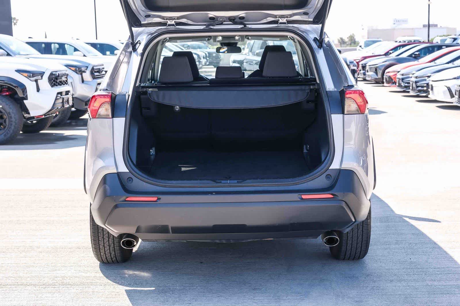 Thumbnail: 2024 Toyota RAV4 - 28