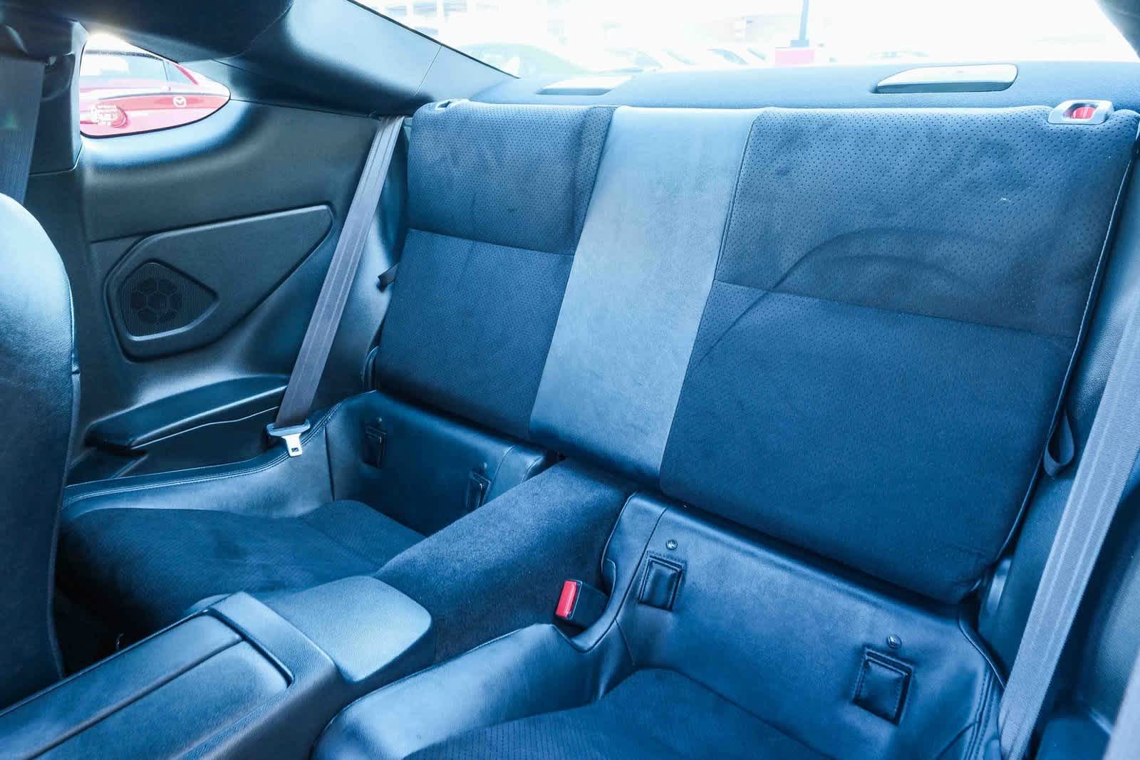 Thumbnail: 2025 Toyota GR86 - 20