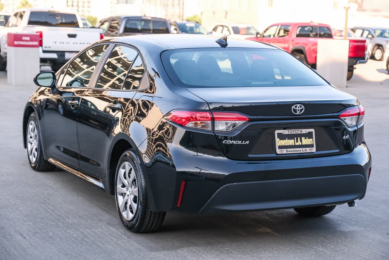 Thumbnail: 2025 Toyota Corolla - 6