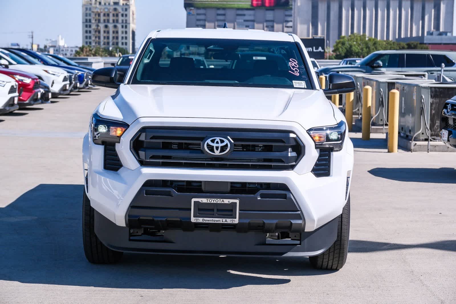 Thumbnail: 2025 Toyota Tacoma - 2