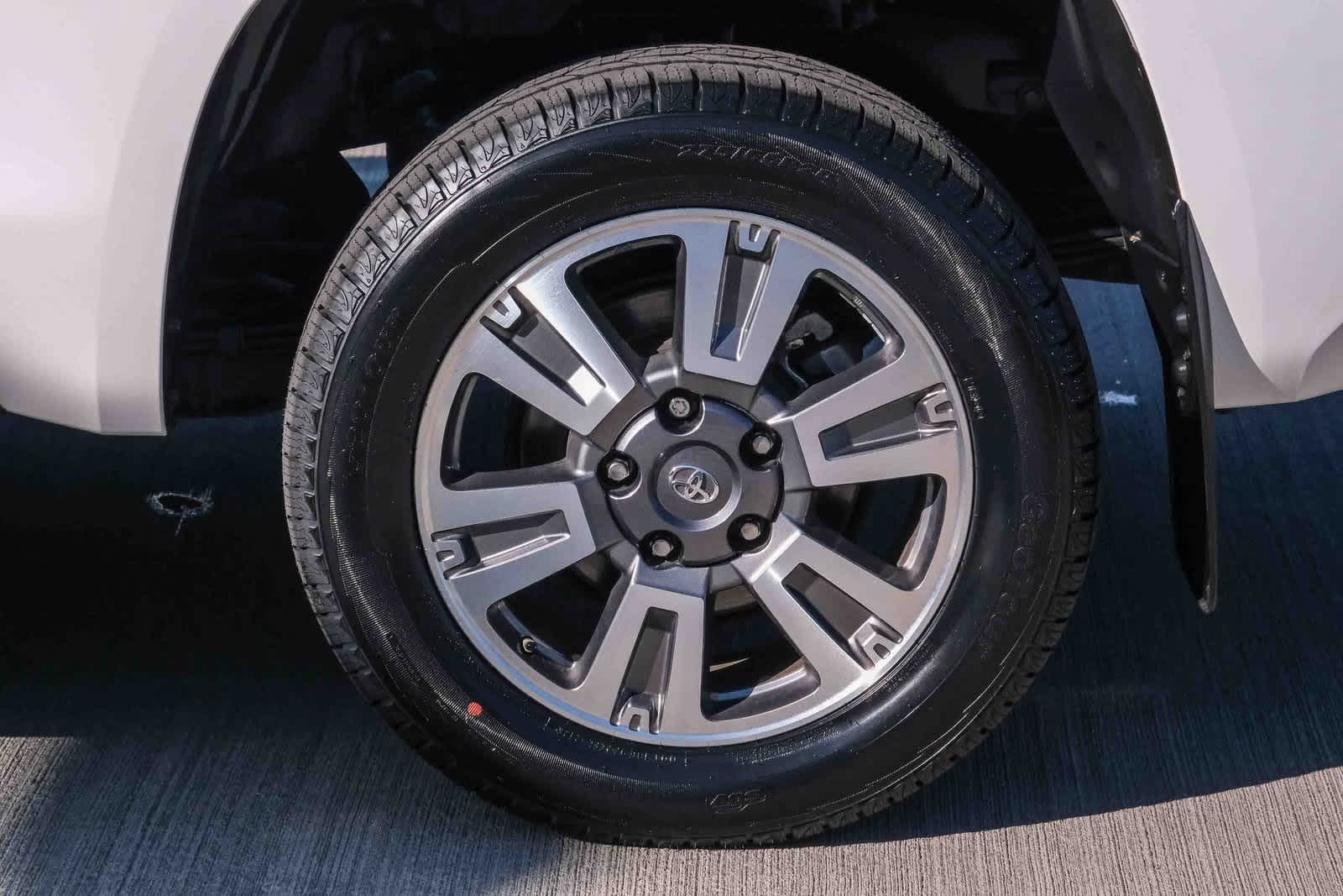 Thumbnail: 2020 Toyota Tundra - 9