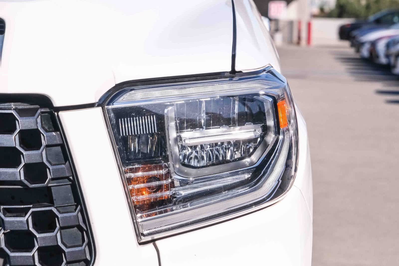 Thumbnail: 2020 Toyota Tundra - 11