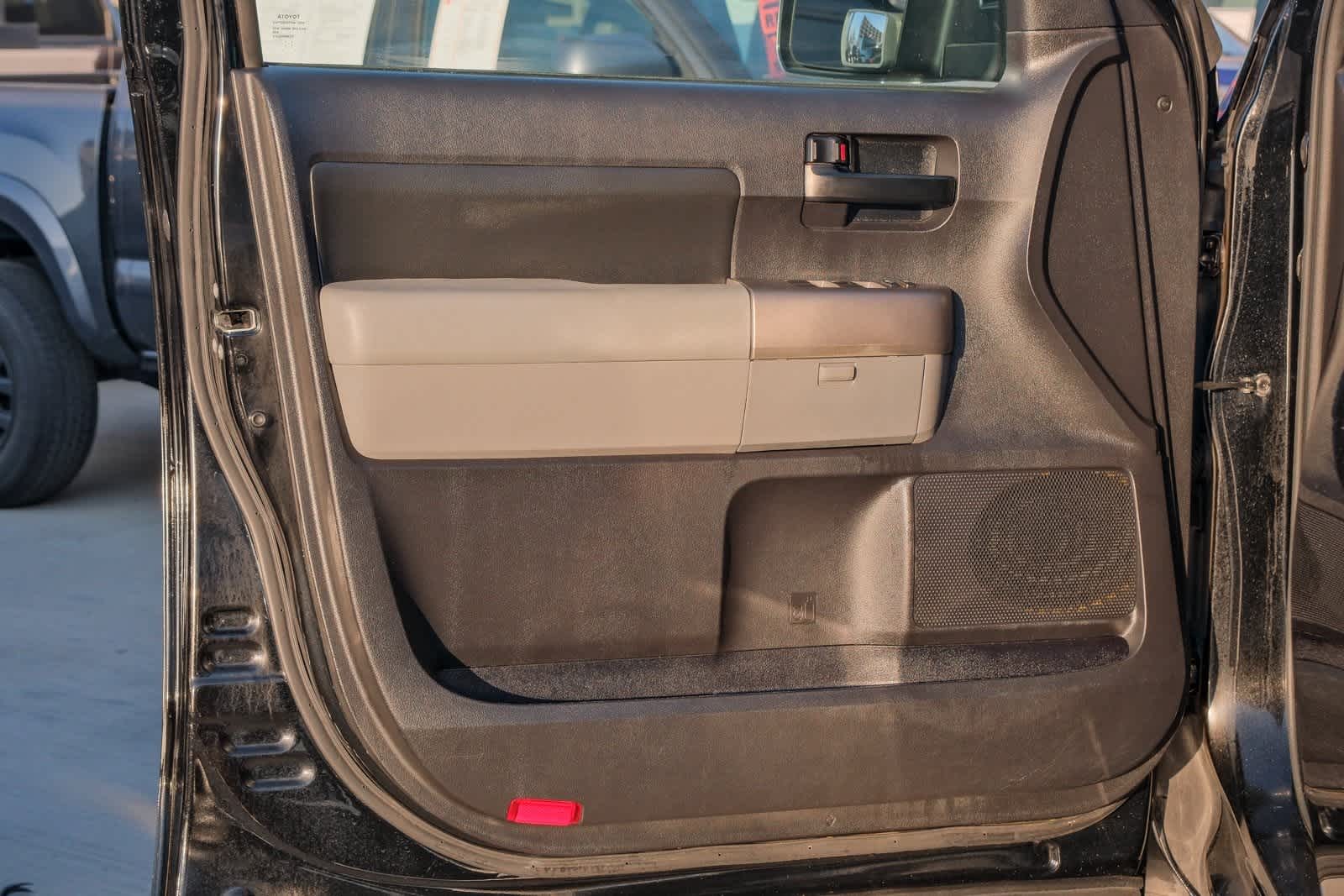 Thumbnail: 2013 Toyota Tundra - 20