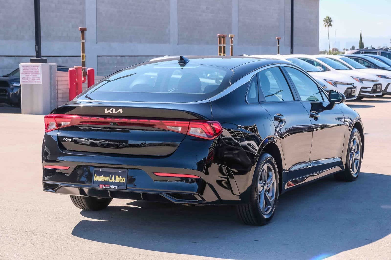 Thumbnail: 2022 Kia K5 - 4