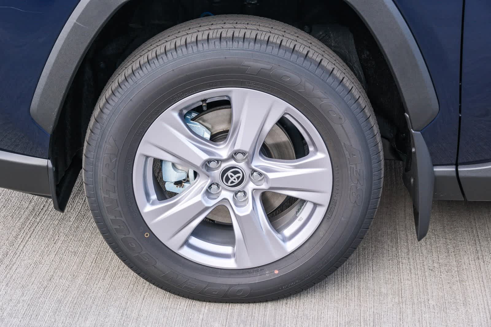 Thumbnail: 2025 Toyota RAV4 - 10