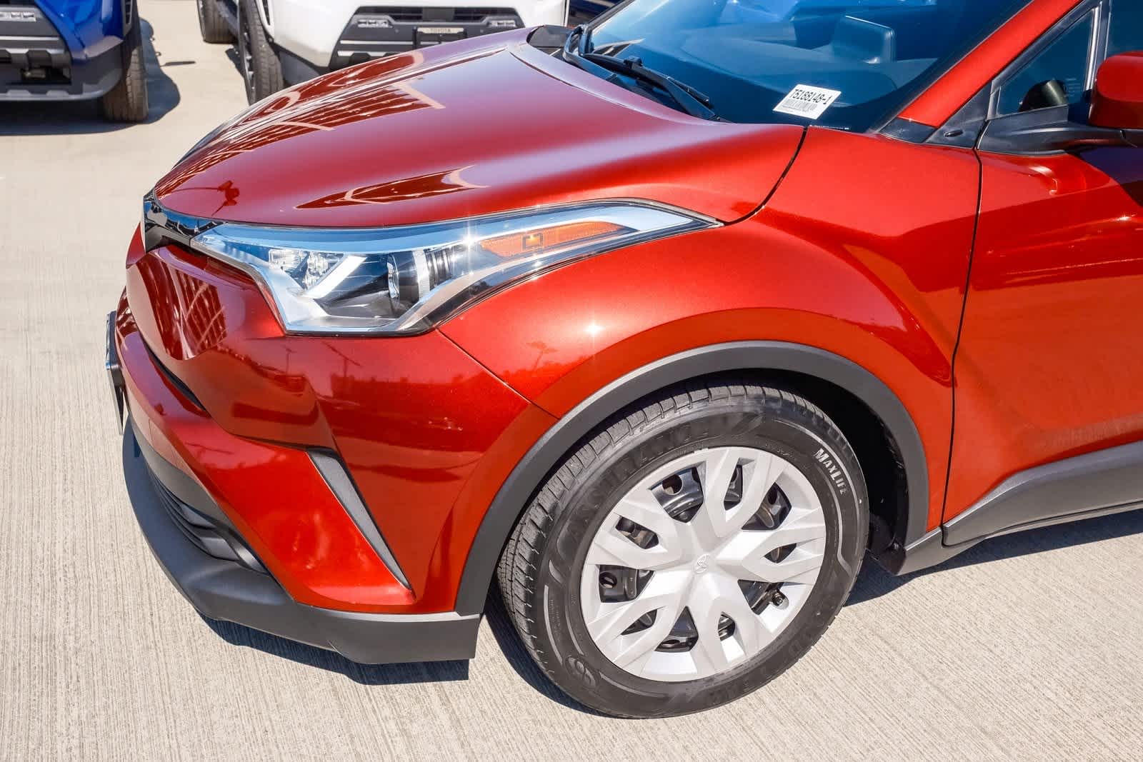 Thumbnail: 2019 Toyota C-HR - 12