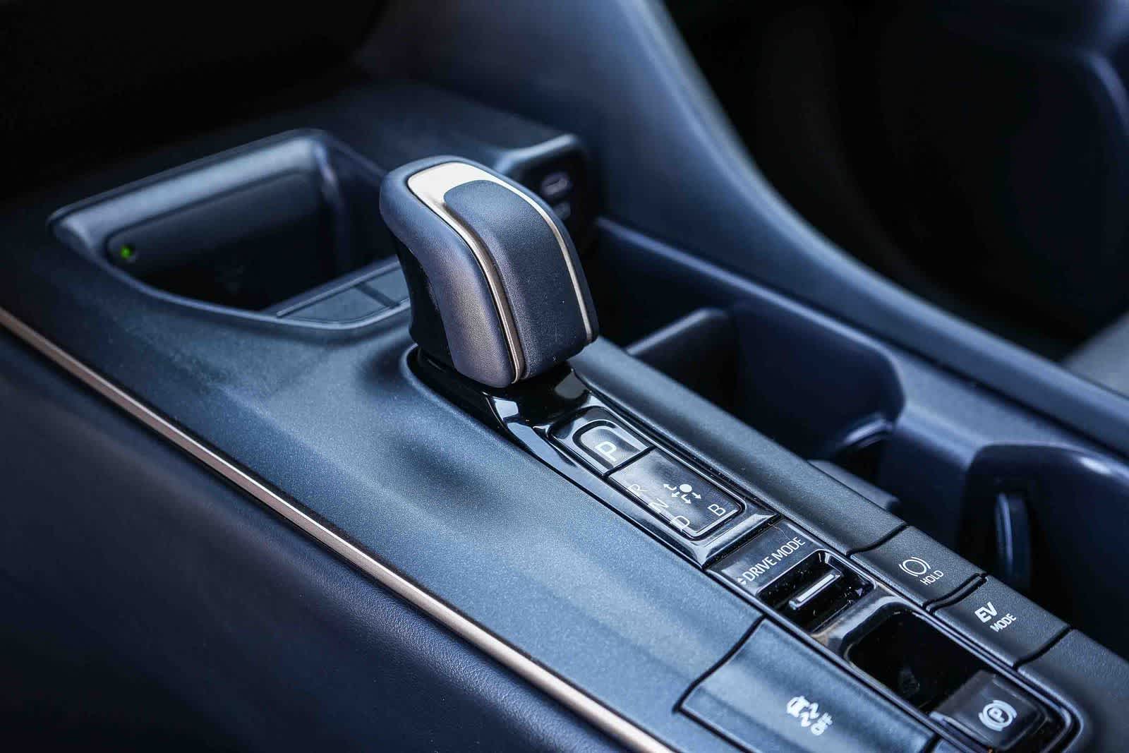 Thumbnail: 2023 Toyota Crown - 19