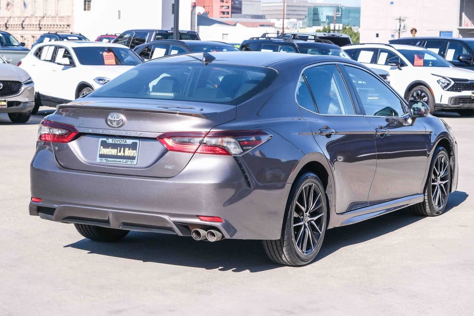 Thumbnail: 2022 Toyota Camry - 4