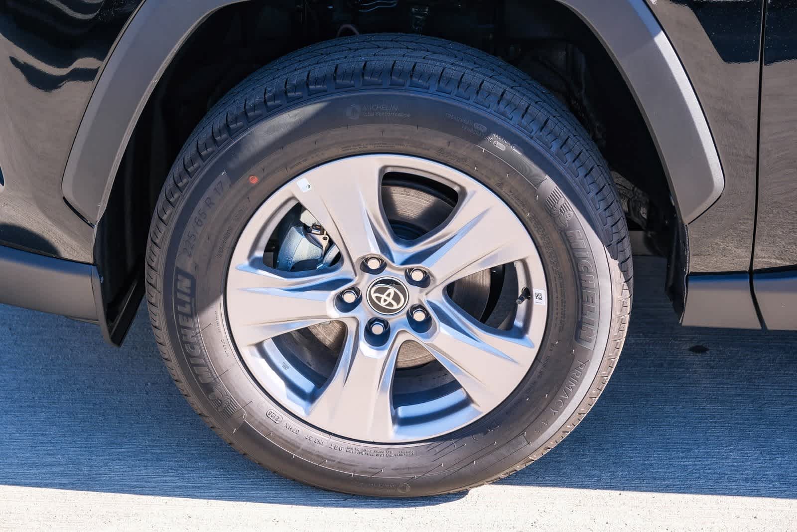 Thumbnail: 2025 Toyota RAV4 - 10