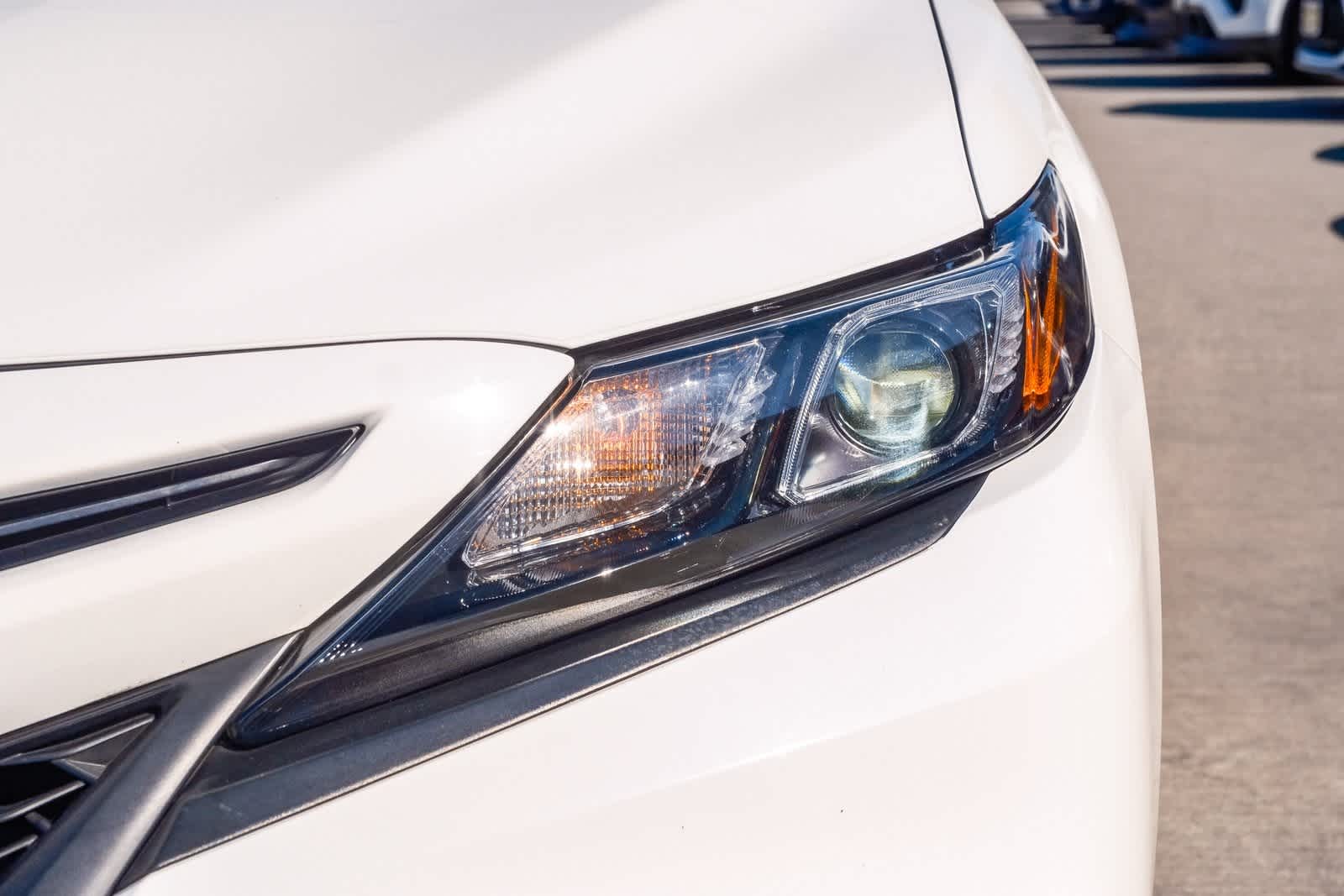 Thumbnail: 2023 Toyota Camry - 11