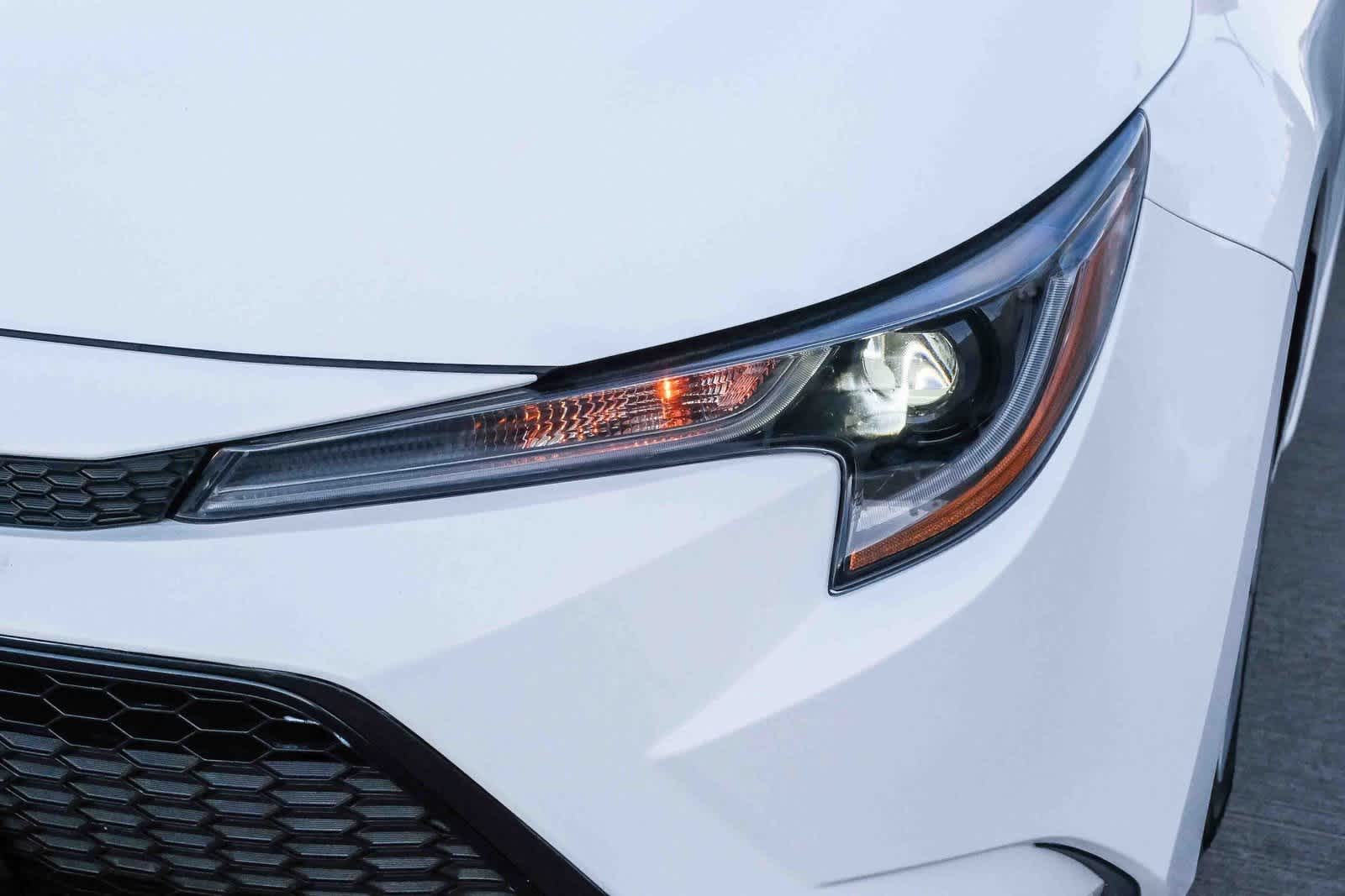 Thumbnail: 2021 Toyota Corolla - 11