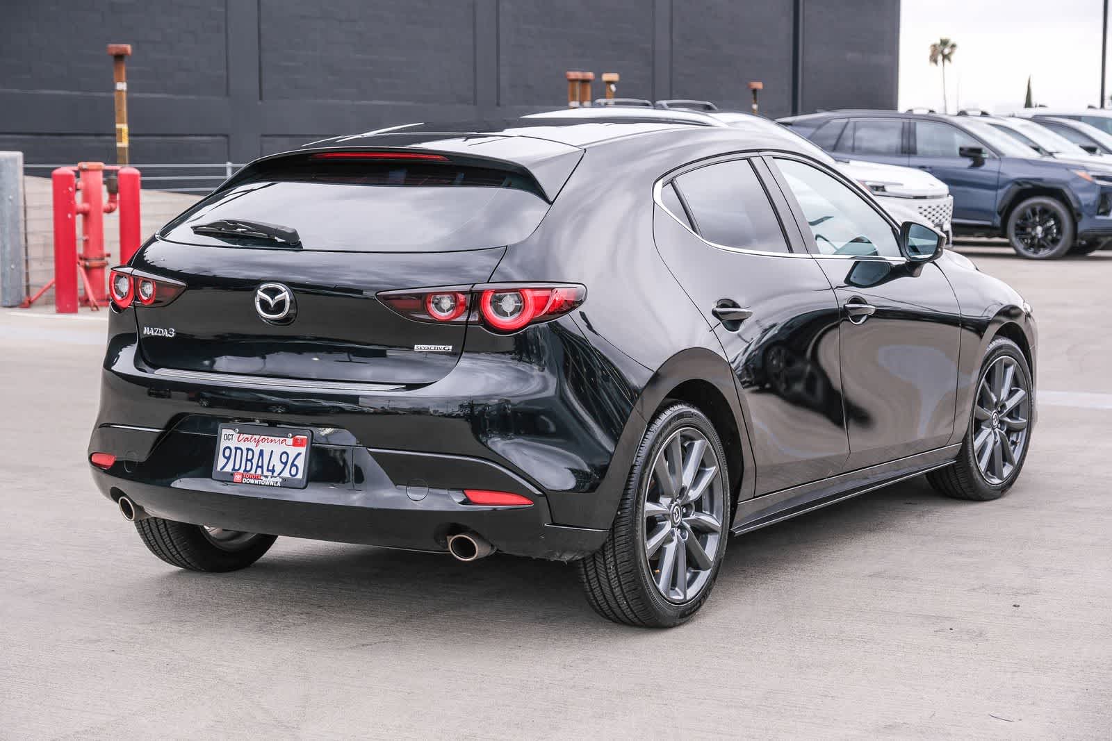 Thumbnail: 2022 Mazda Mazda3 - 4