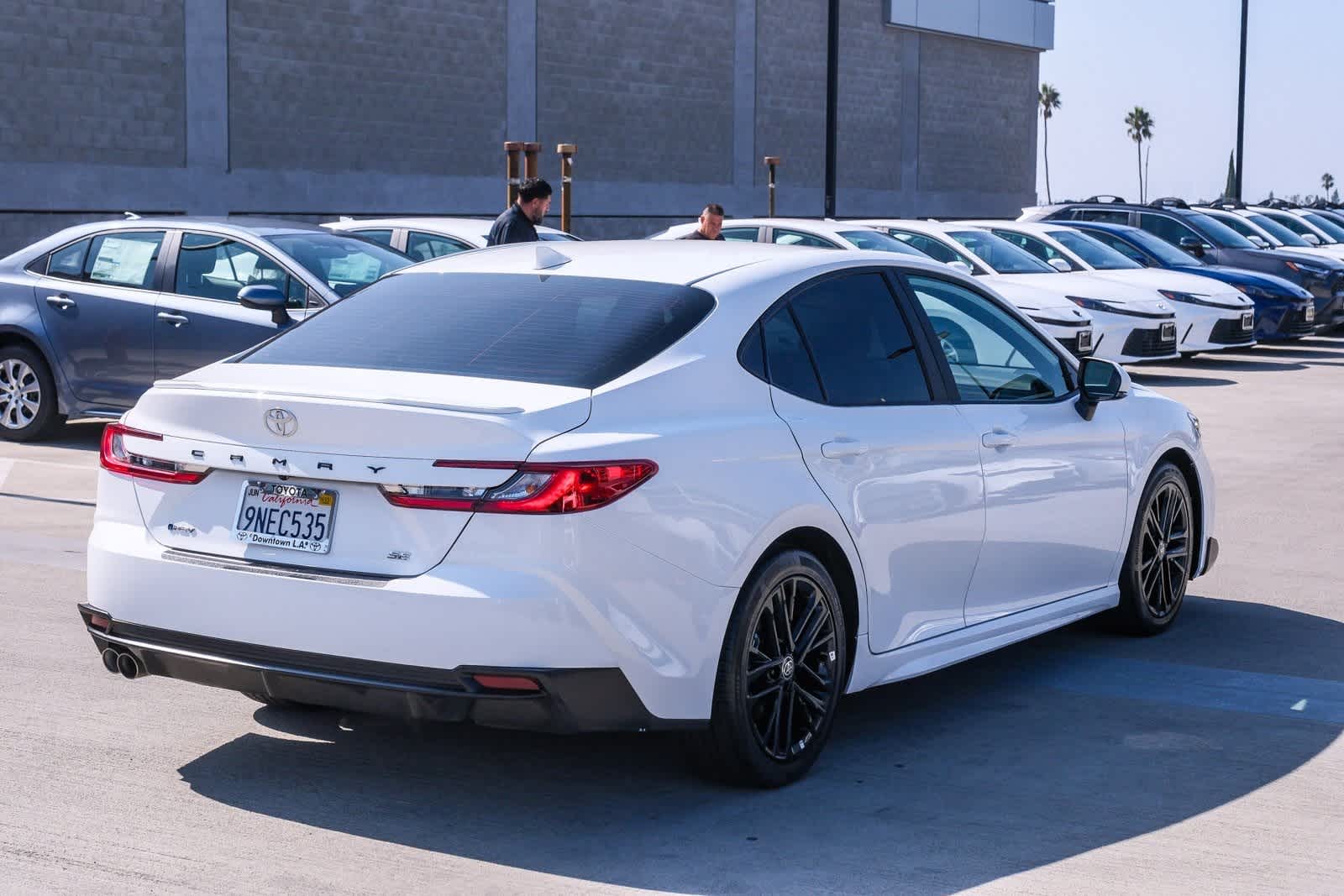 Thumbnail: 2025 Toyota Camry - 4