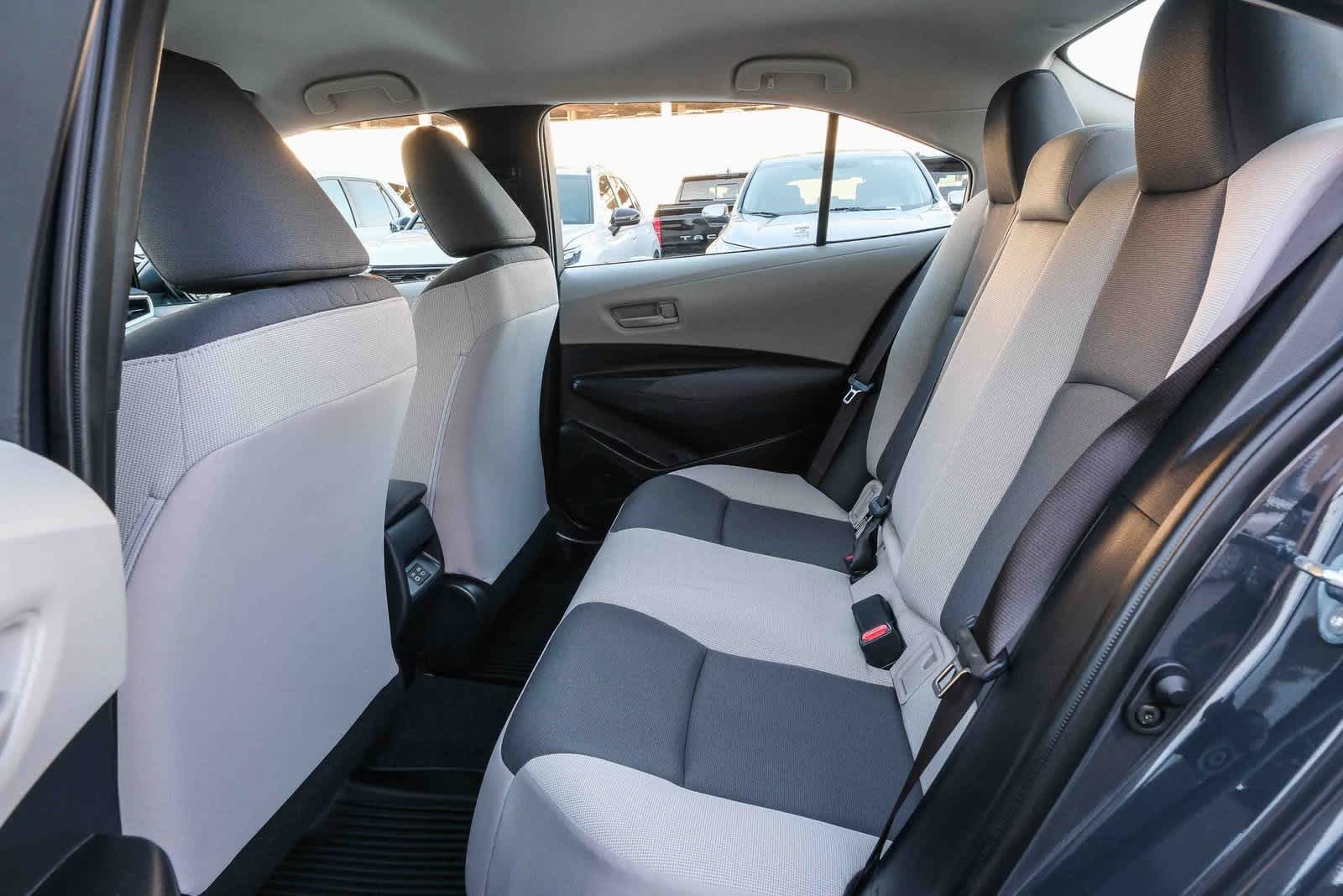 Thumbnail: 2025 Toyota Corolla - 19