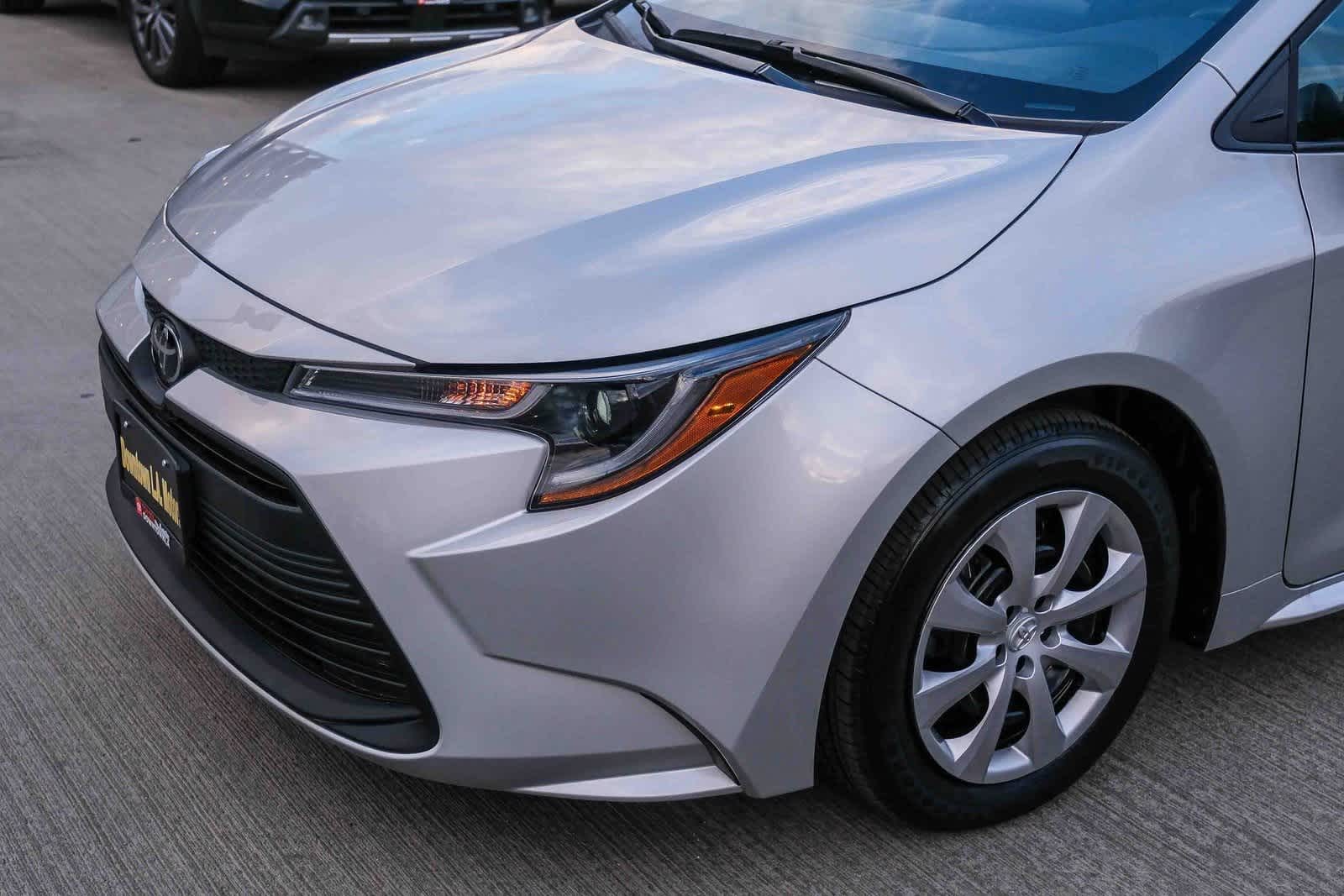 Thumbnail: 2025 Toyota Corolla - 12