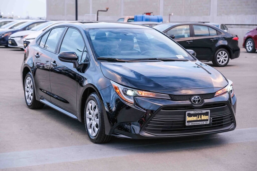 Certified 2025 Toyota Corolla LE Sedan