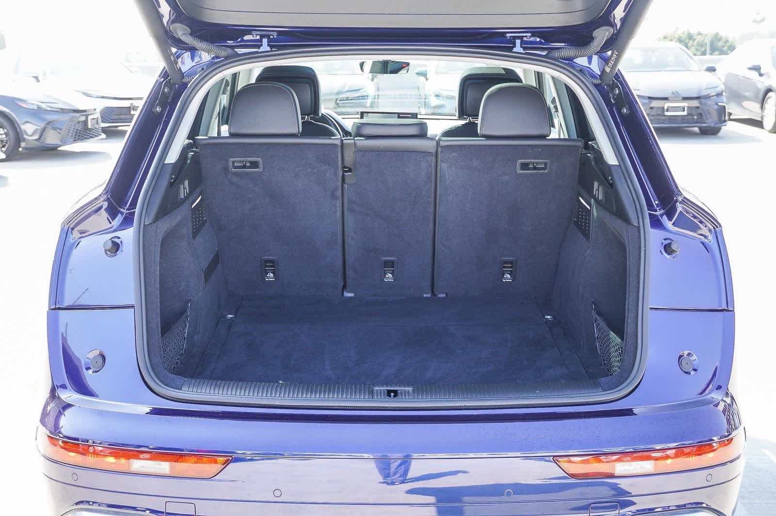 Thumbnail: 2022 Audi Q5 - 27