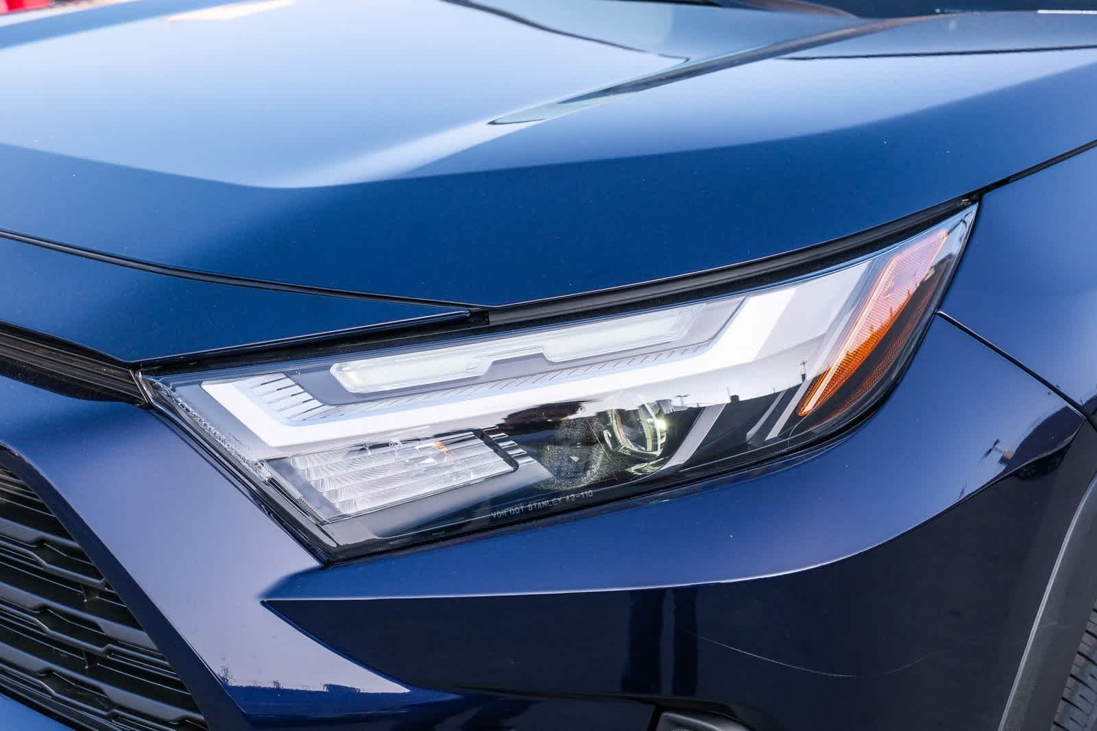 Thumbnail: 2025 Toyota RAV4 - 11