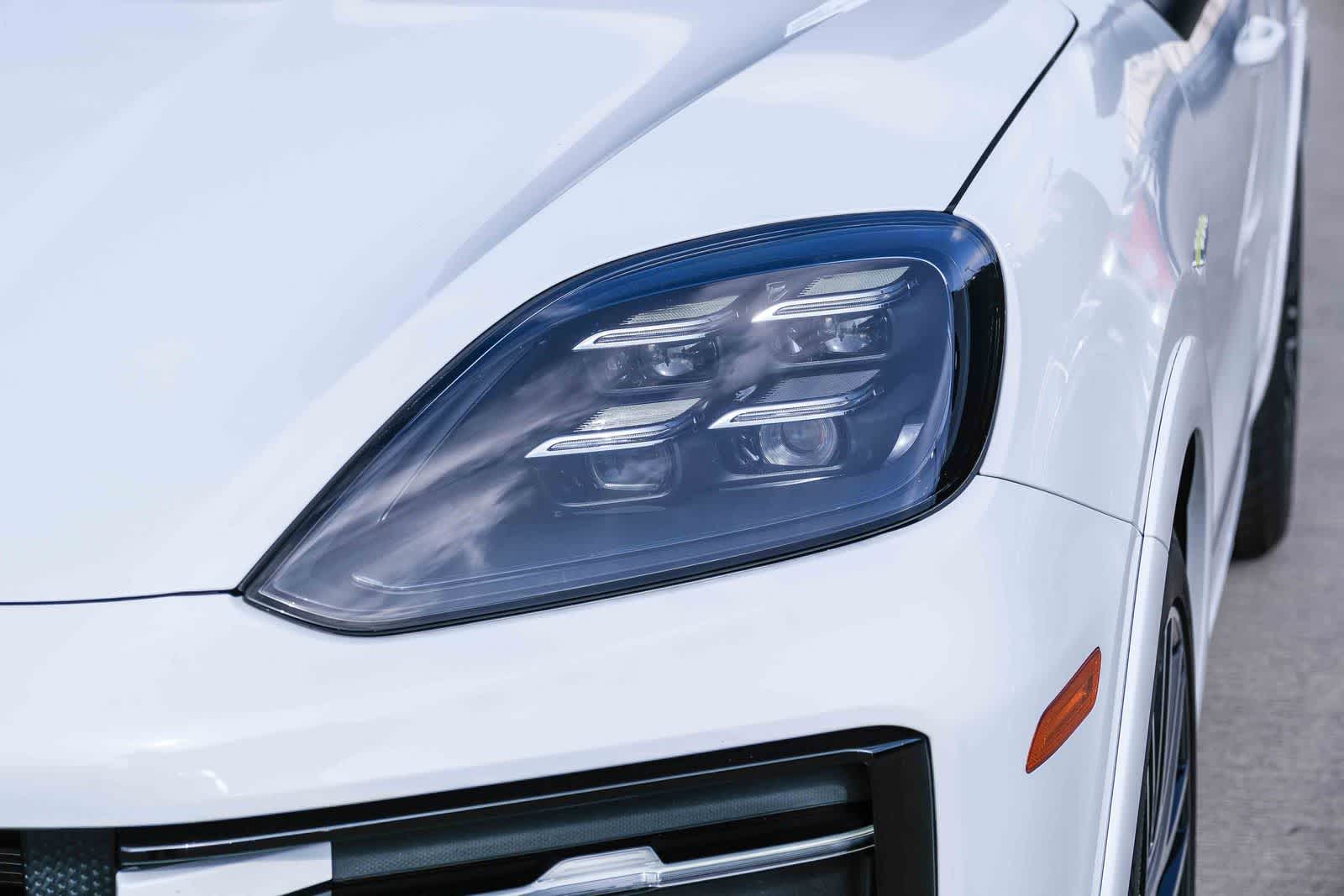 Thumbnail: 2024 Porsche Cayenne - 12