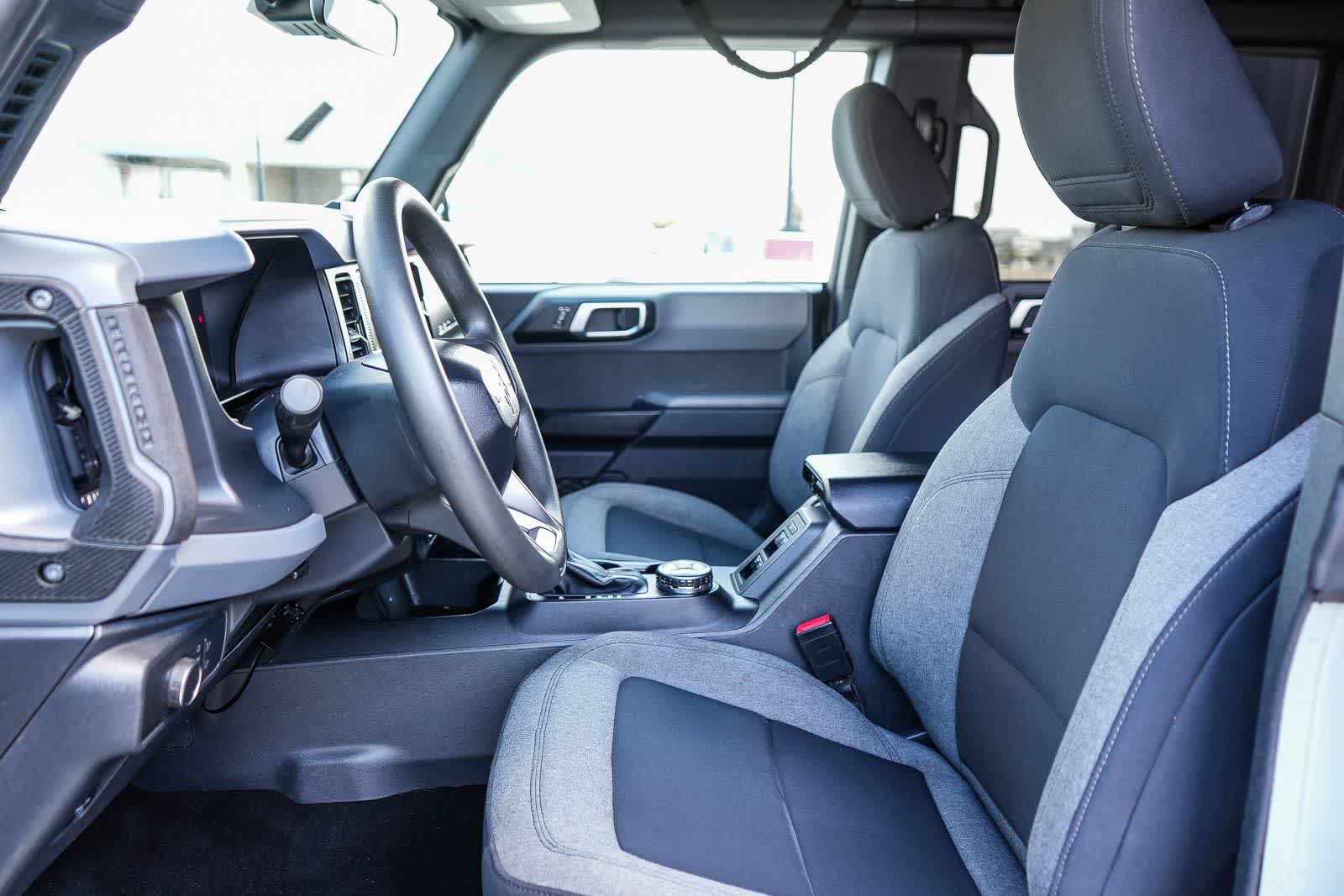 Thumbnail: 2022 Ford Bronco - 17