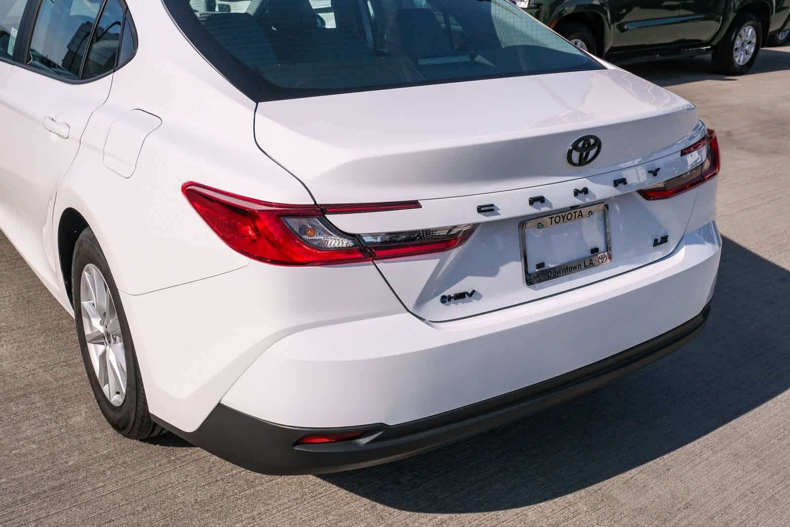 Thumbnail: 2026 Toyota Camry - 8