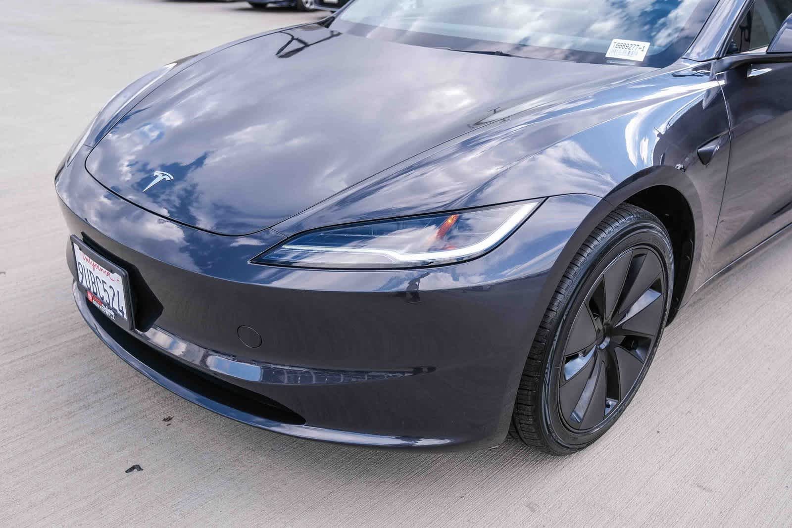 Thumbnail: 2025 Tesla Model 3 - 12