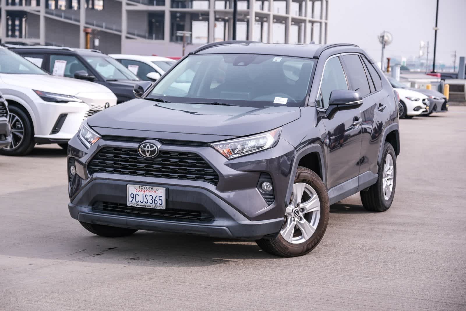 Thumbnail: 2020 Toyota RAV4 - 1
