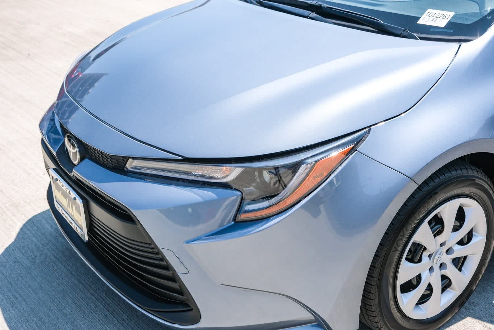 Thumbnail: 2023 Toyota Corolla - 12