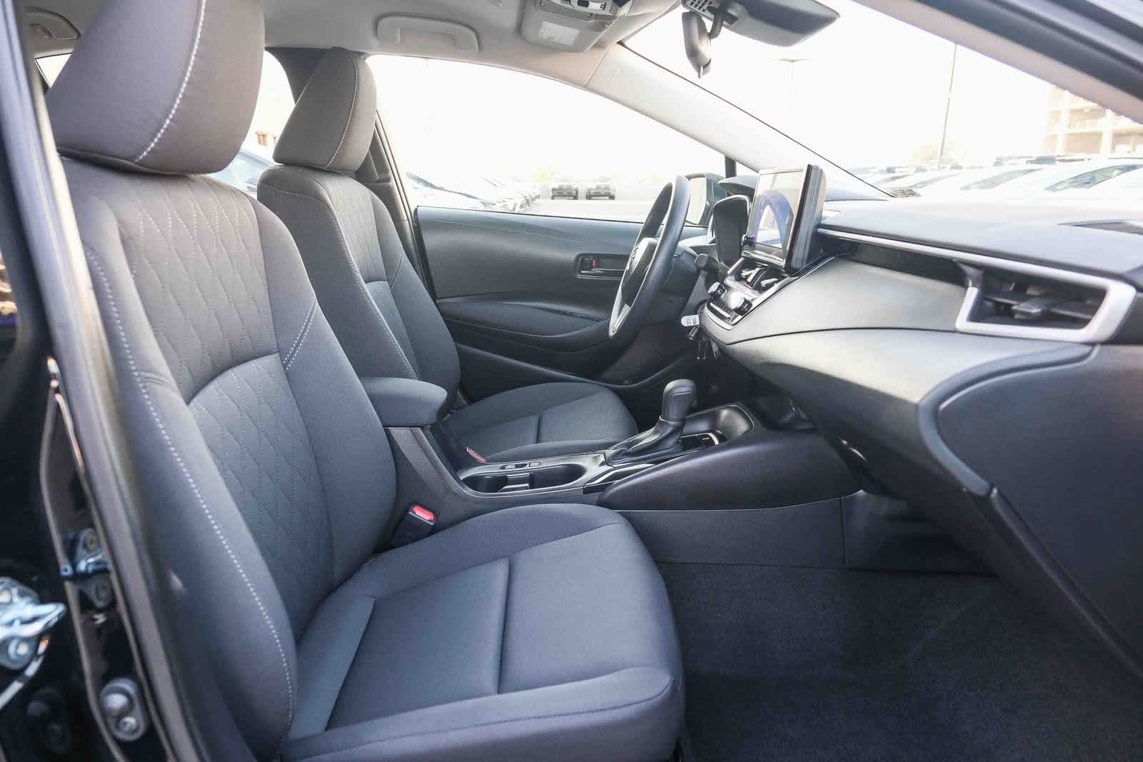 Thumbnail: 2025 Toyota Corolla - 18