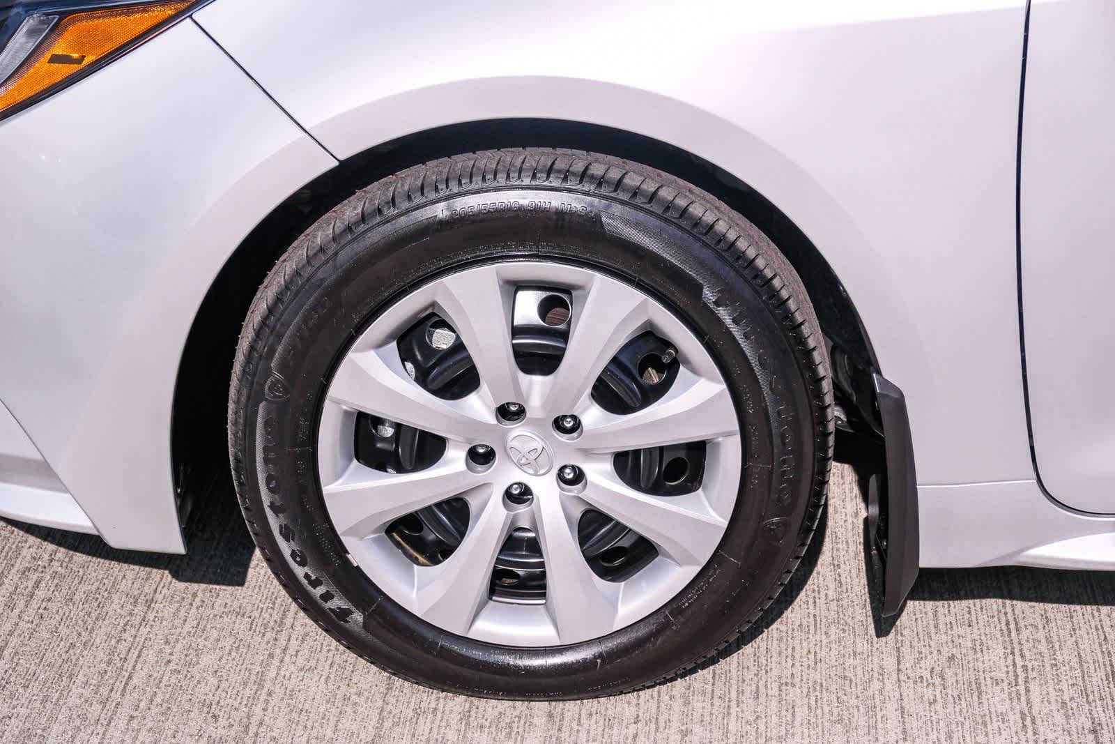 Thumbnail: 2025 Toyota Corolla - 10