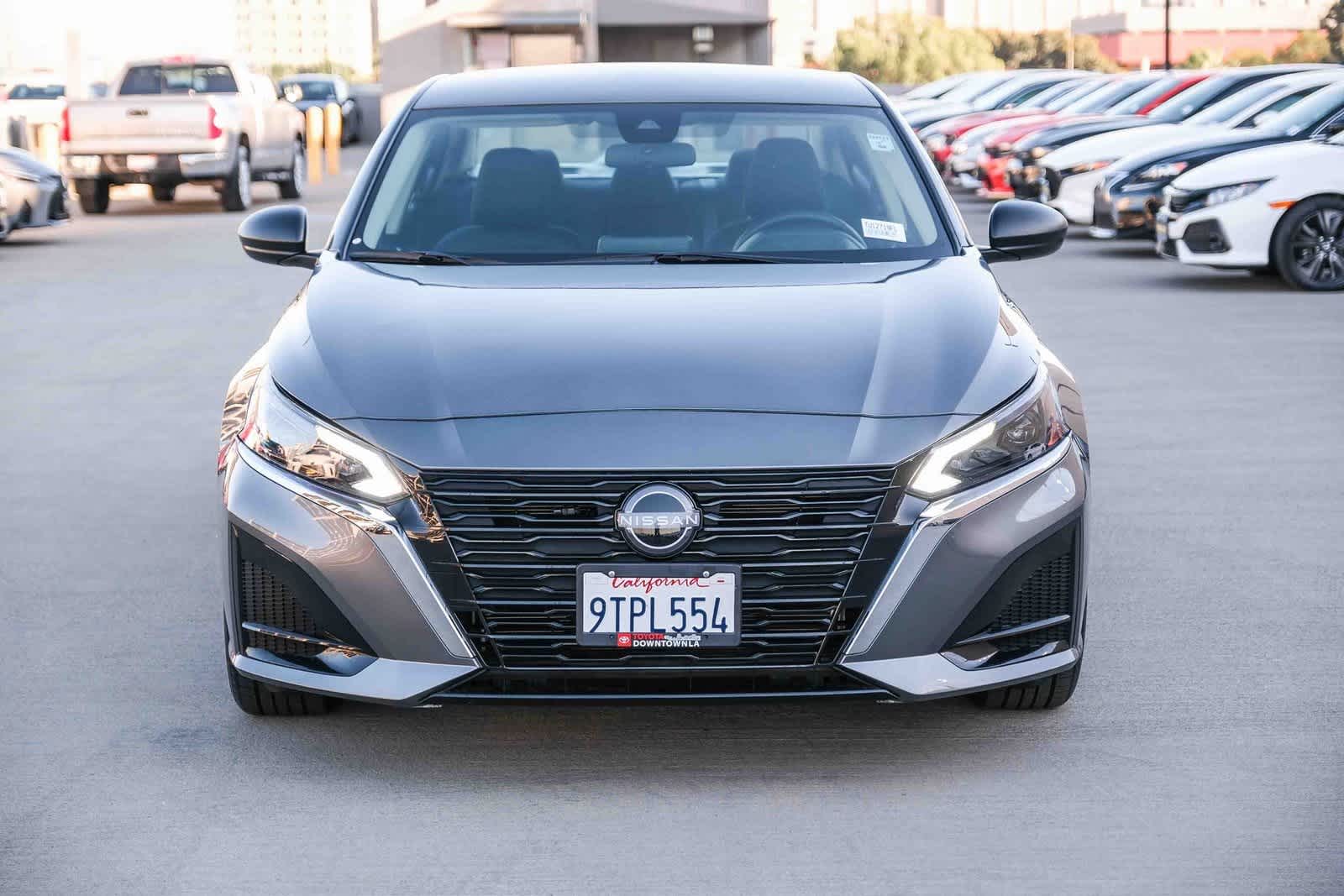 Thumbnail: 2025 Nissan Altima - 2