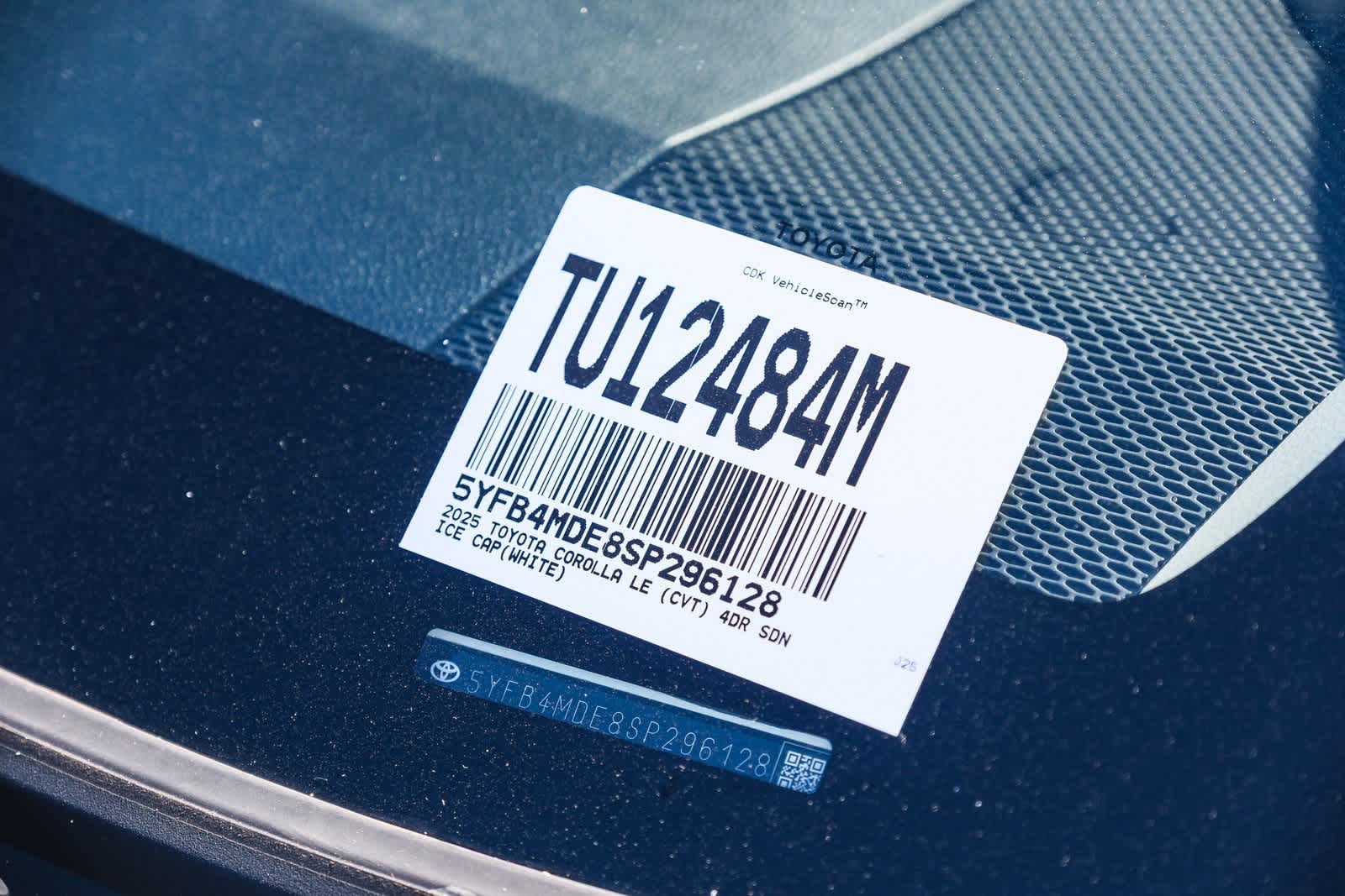 Thumbnail: 2025 Toyota Corolla - 29